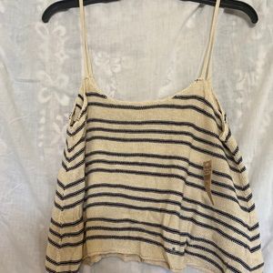 American Eagle Top medium NWT